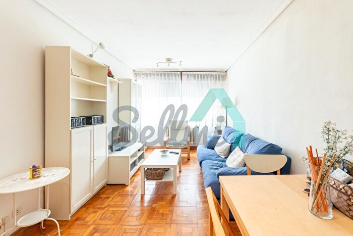 Casas en venta y pisos alquiler - 2