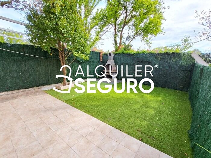 Casas en venta y pisos alquiler - 2