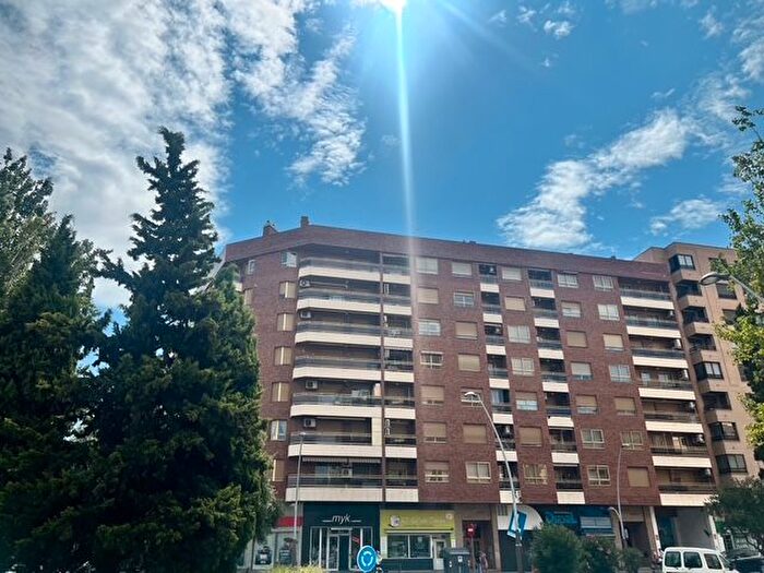 Piso en venta en La Almozara, Zaragoza Capital de 3 habitaciones