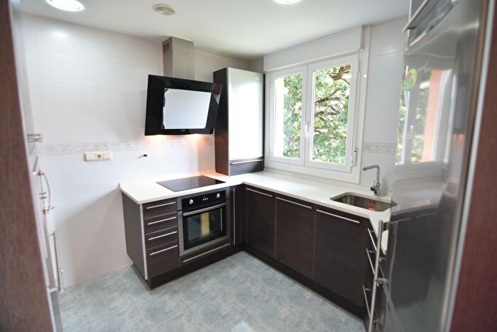 Casas en venta y pisos alquiler - 2