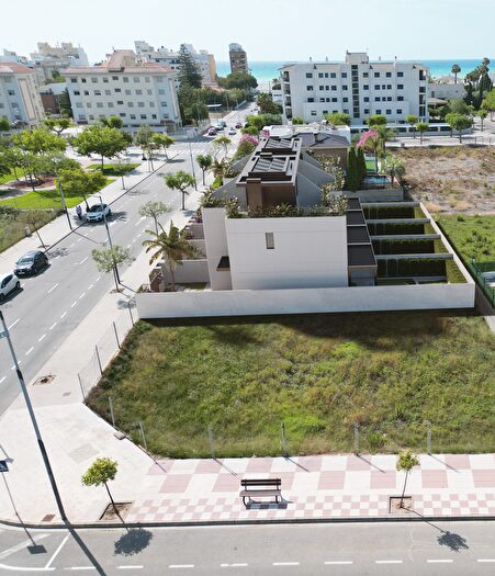 Casas en venta y pisos alquiler - 2