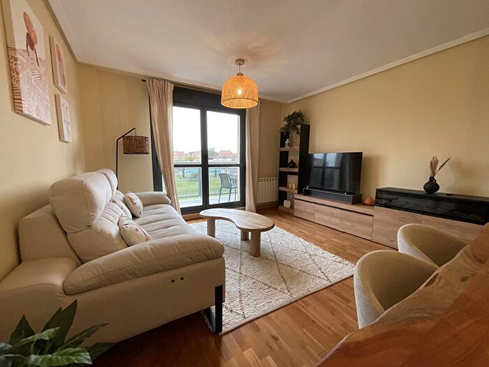 Casas en venta y pisos alquiler - 2