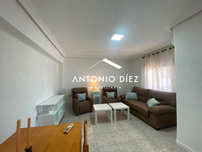 Piso en alquiler en Aspe Centro, La Serranica Sagrado Corazón de 3 habitaciones