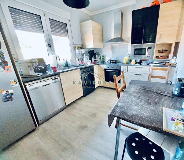Casas en venta y pisos alquiler - 2