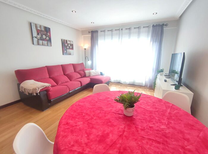 Casas en venta y pisos alquiler - 1