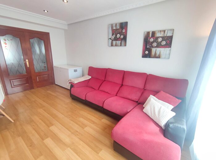Casas en venta y pisos alquiler - 2