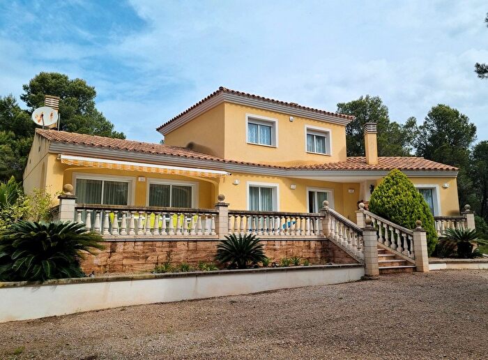 Casa en venta en Sant Jordi dAlfama, LAmetlla de Mar de 3 habitaciones