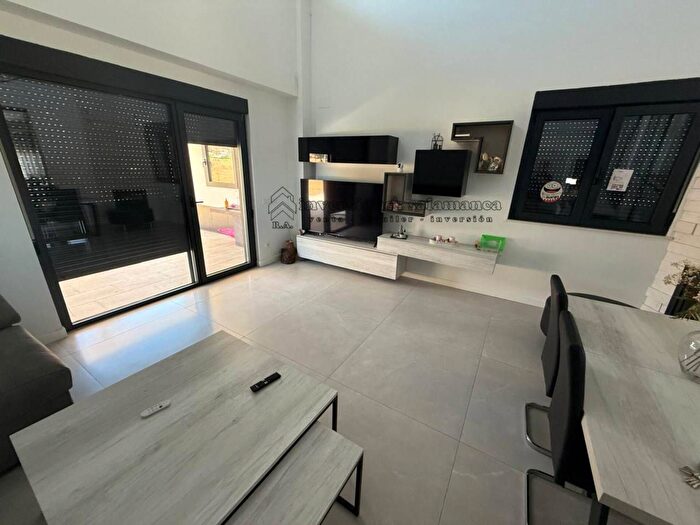 Casa en venta en Carrascal de Barregas, Salamanca de 4 habitaciones