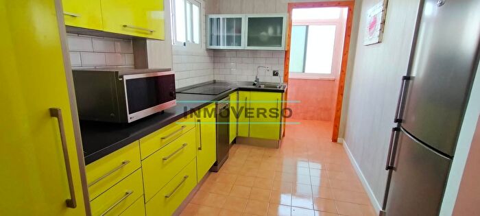 Casas en venta y pisos alquiler - 2