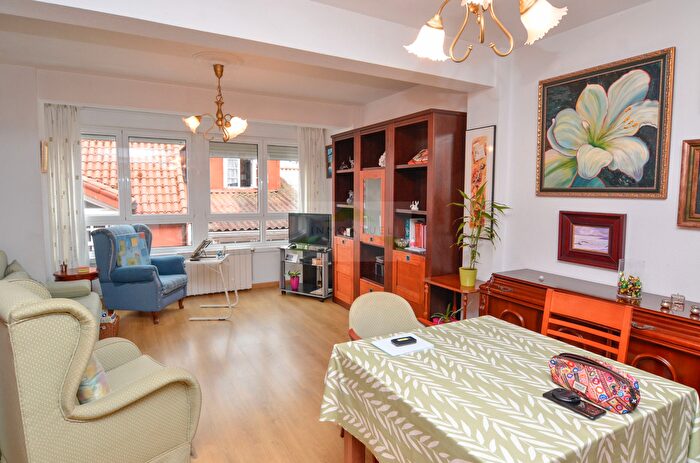 Casas en venta y pisos alquiler - 1
