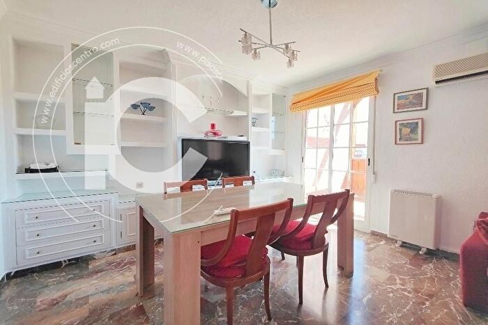Casas en venta y pisos alquiler - 2