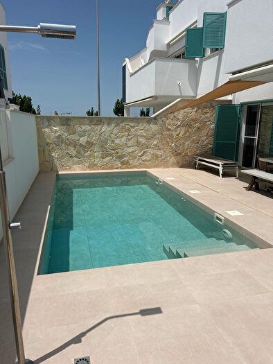 Casas en venta y pisos alquiler - 2