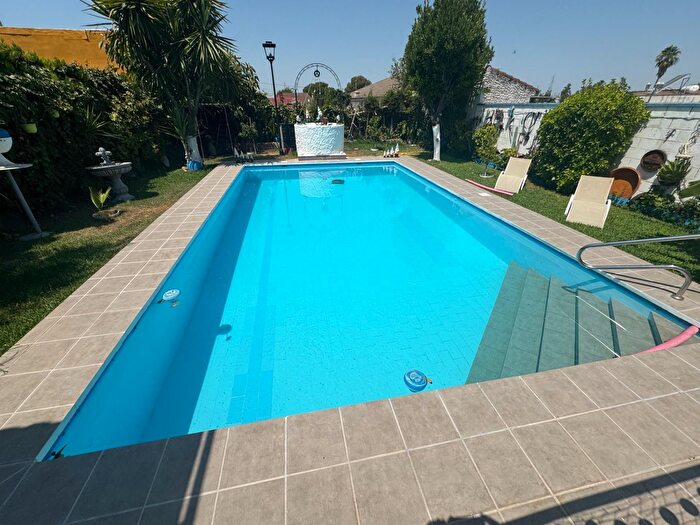 Casas en venta y pisos alquiler - 1