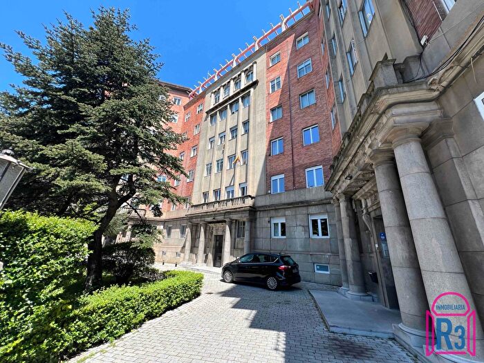 Casas en venta y pisos alquiler - 1