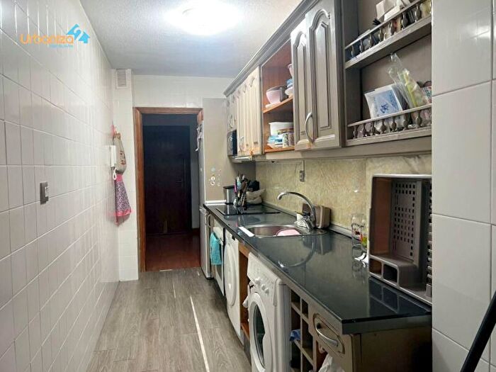 Casas en venta y pisos alquiler - 2