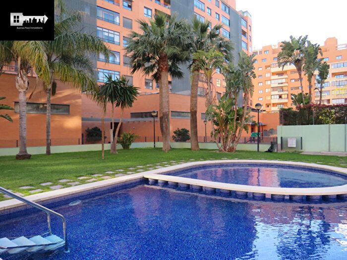 Piso en venta en San Blas, Paus Poligono San Blas de 3 habitaciones