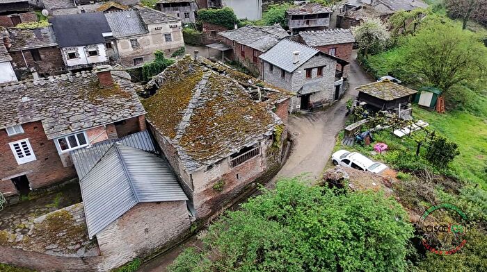 Casa en venta en Pesoz, Asturias de 4 habitaciones