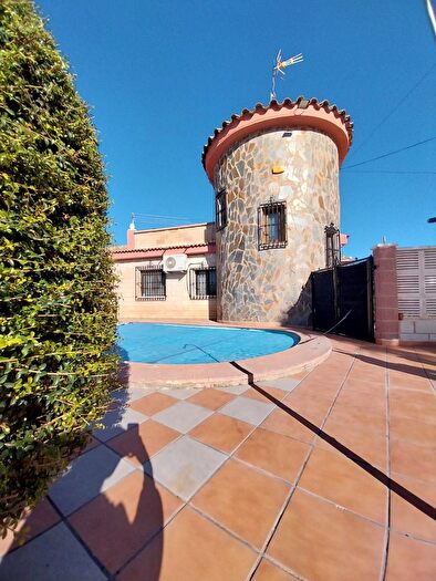 Casa en venta en Freila, Granada de 7 habitaciones