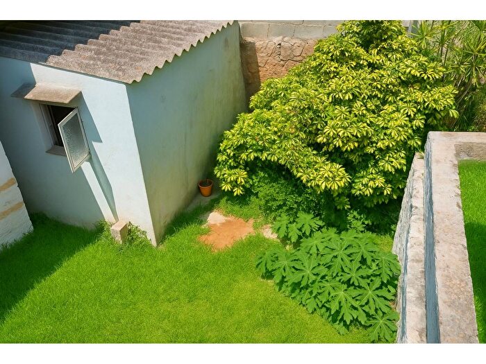 Casa en venta en Sineu, Illes Balears de 3 habitaciones