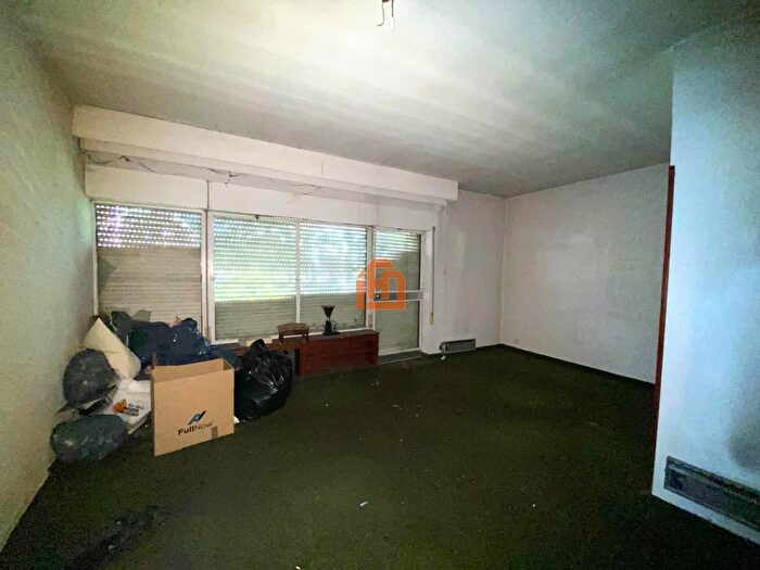 Piso en venta en La Robla, León de 3 habitaciones