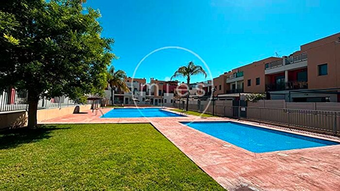 Casa en venta en San Antonio de Benagéber, Valencia de 4 habitaciones