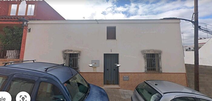 Casa en venta en Gibraleón, Huelva de 4 habitaciones