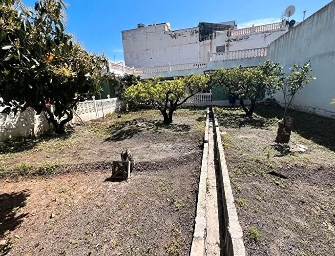 Casas en venta y pisos alquiler - 3