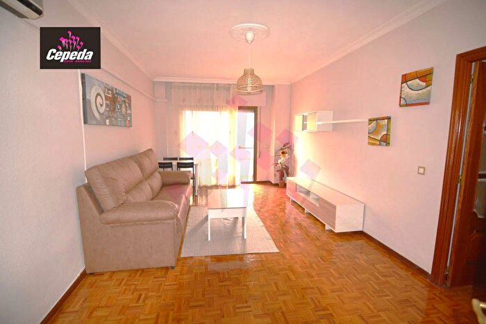 Casas en venta y pisos alquiler - 1