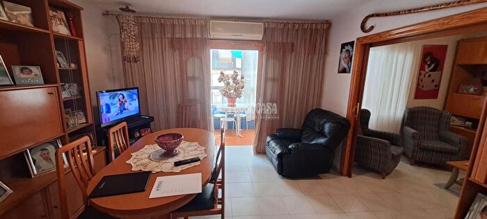 Casas en venta y pisos alquiler - 2