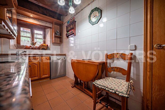Casas en venta y pisos alquiler - 2
