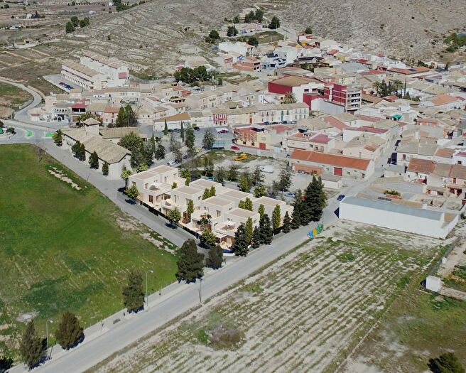Casas en venta y pisos alquiler - 3
