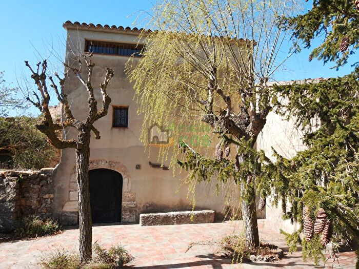 Casa en venta en Querol, Tarragona de 5 habitaciones