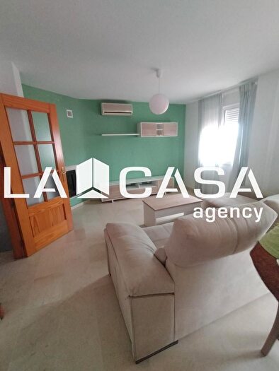 Casas en venta y pisos alquiler - 1