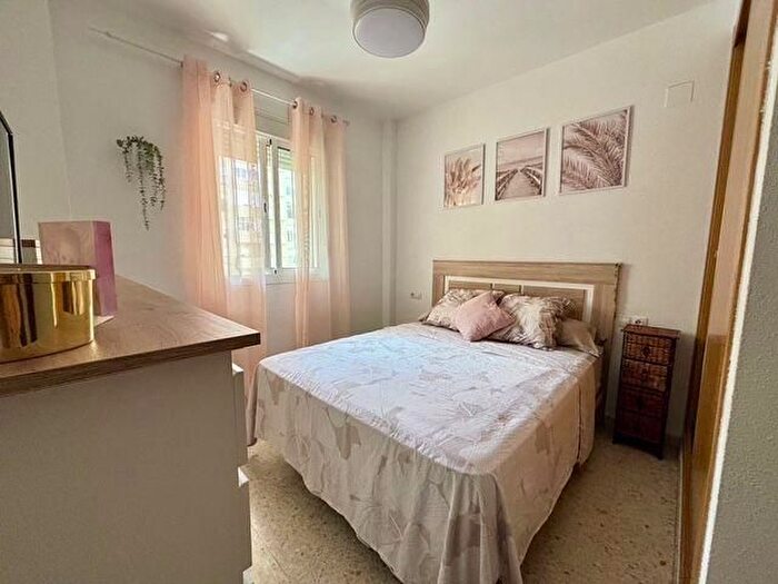 Piso en venta en San Bernabé, Algeciras de 3 habitaciones