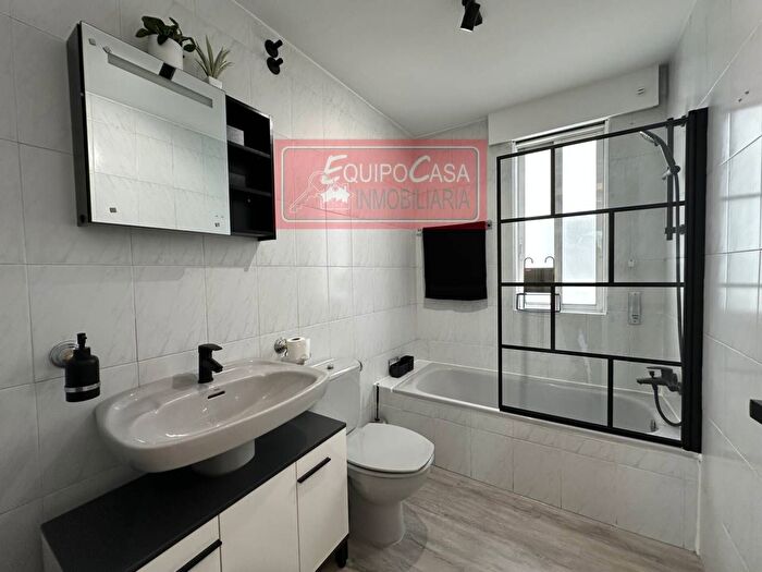 Casas en venta y pisos alquiler - 3