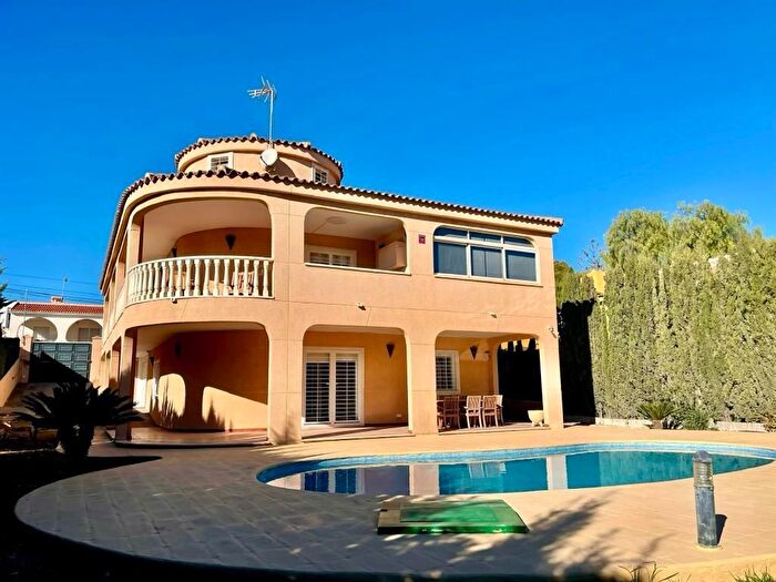 Casa en venta en Playa del Acequión Náufragos y Rocío del Mar, Playa de los Náufragos de 4 habitaciones