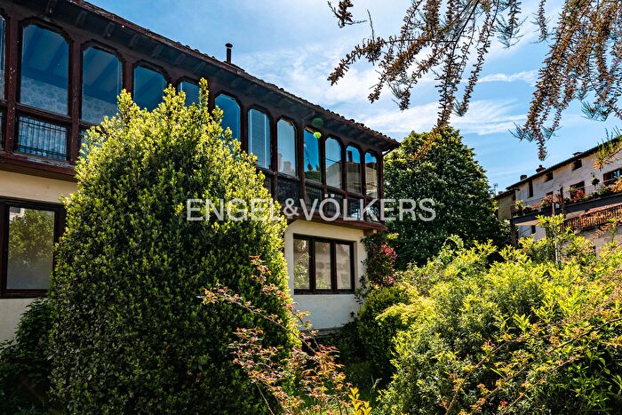 Casas en venta y pisos alquiler - 3