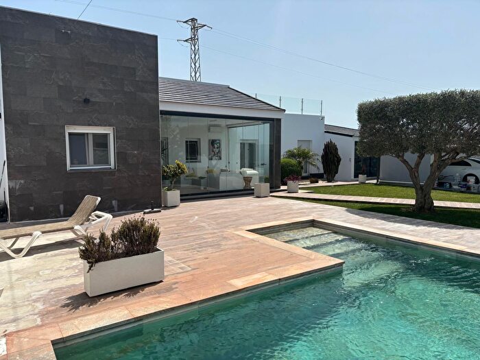 Casa en venta en Las Lagunas Campano, Chiclana de la Frontera de 3 habitaciones