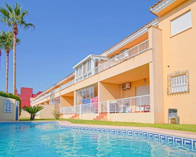 Casas en venta y pisos alquiler - 1