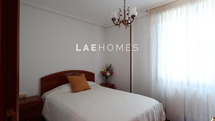 Casas en venta y pisos alquiler - 2