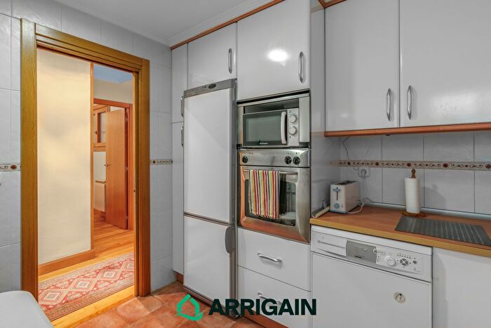 Casas en venta y pisos alquiler - 2