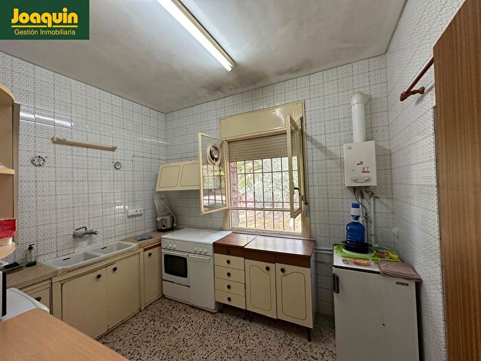 Casas en venta y pisos alquiler - 2