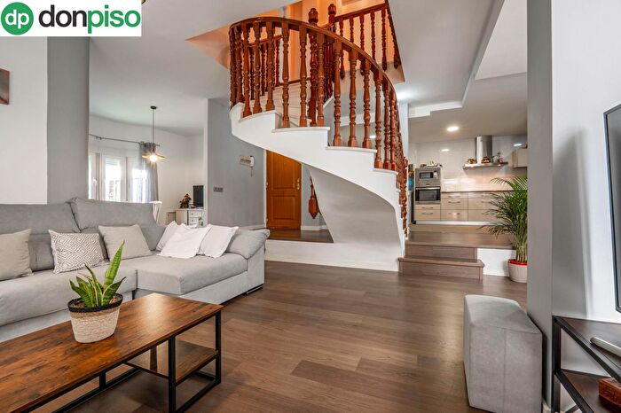 Casas en venta y pisos alquiler - 1