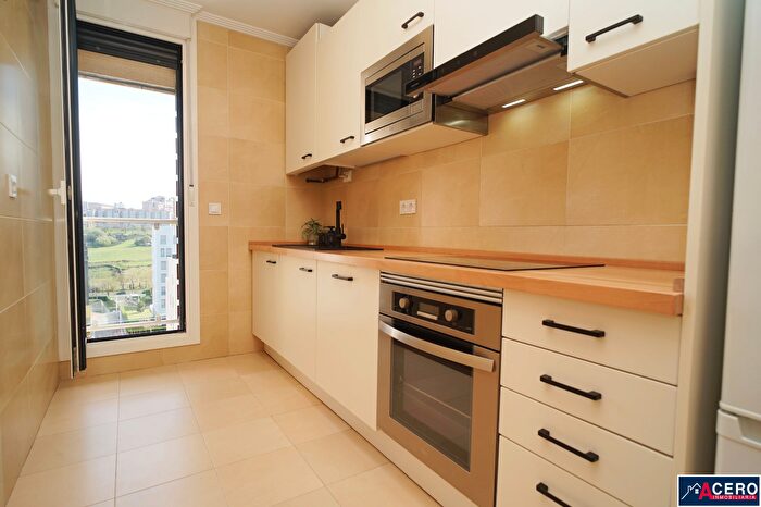 Casas en venta y pisos alquiler - 2