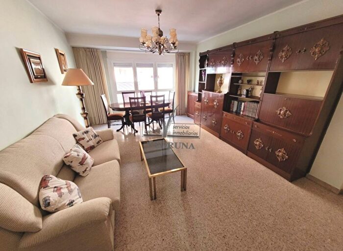 Casas en venta y pisos alquiler - 1