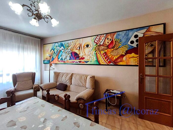Casas en venta y pisos alquiler - 2