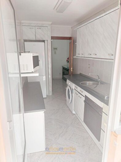 Casas en venta y pisos alquiler - 2
