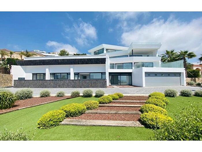 Casa en venta en Comunitat Valenciana, Alicante de 9 habitaciones