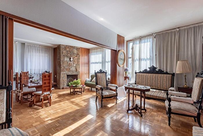 Casas en venta y pisos alquiler - 1