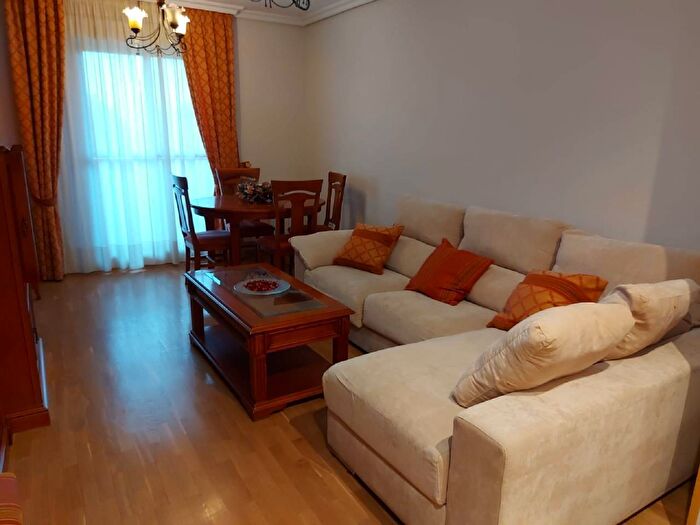 Casas en venta y pisos alquiler - 2